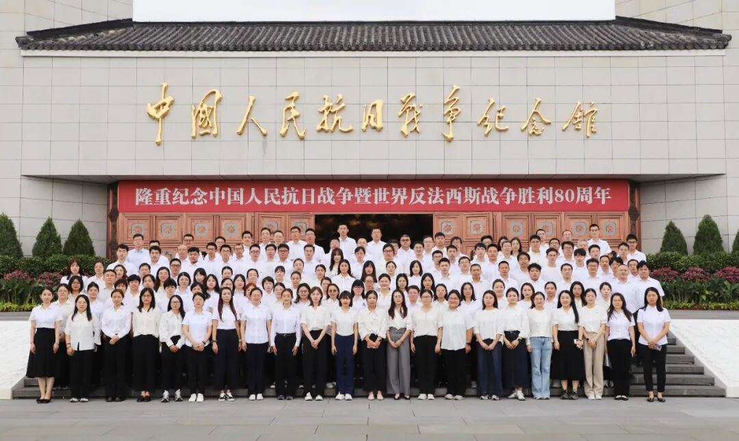 中國機(jī)械總院集體參觀 《為了民族解放與世界和平》主題展覽